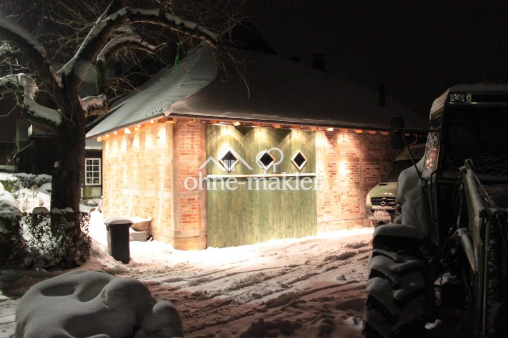 Garage im Winter