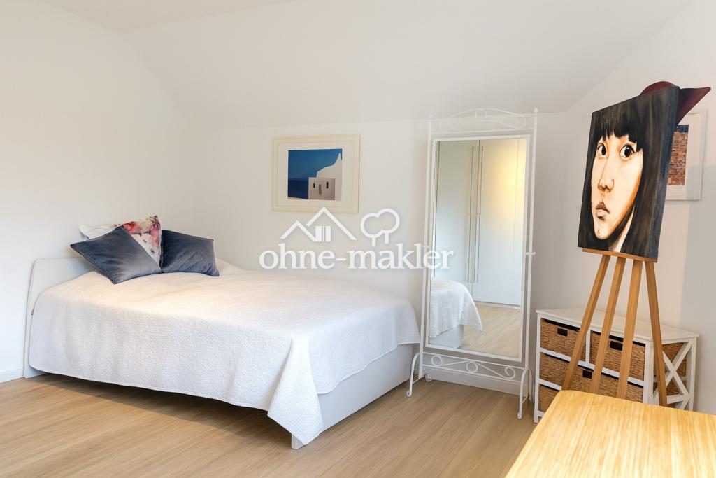 Schlafzimmer 2 OG