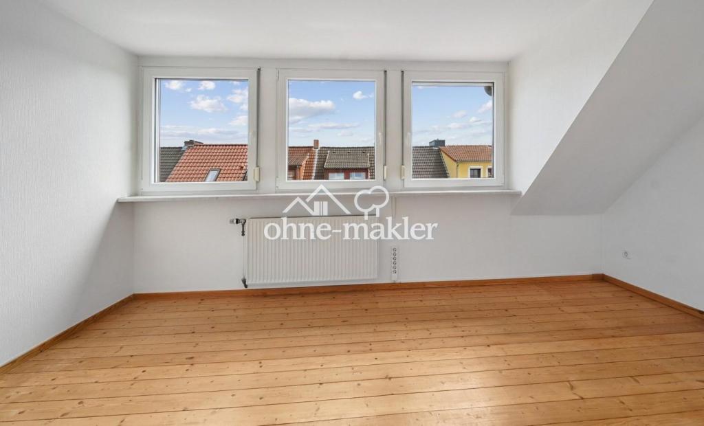 Zimmer (vorne) m. Rollläden