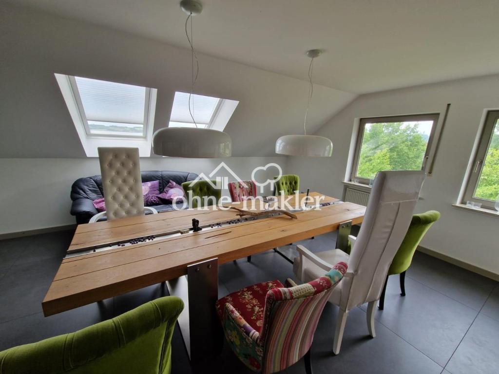 Esszimmer mit gr Esstisch