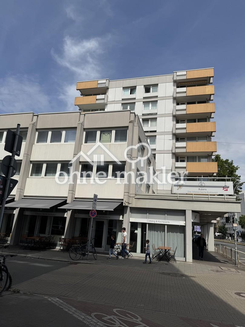Hausansicht Balkone