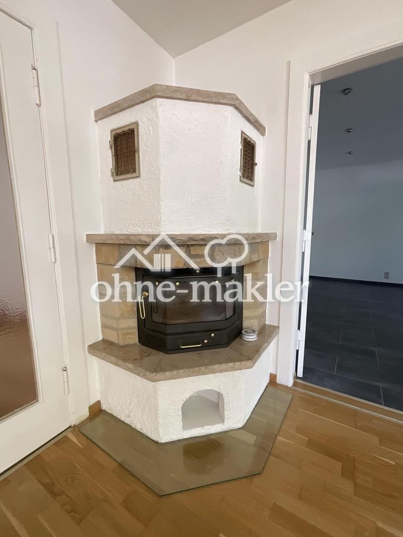 EG Kamin im Wohnzimmer
