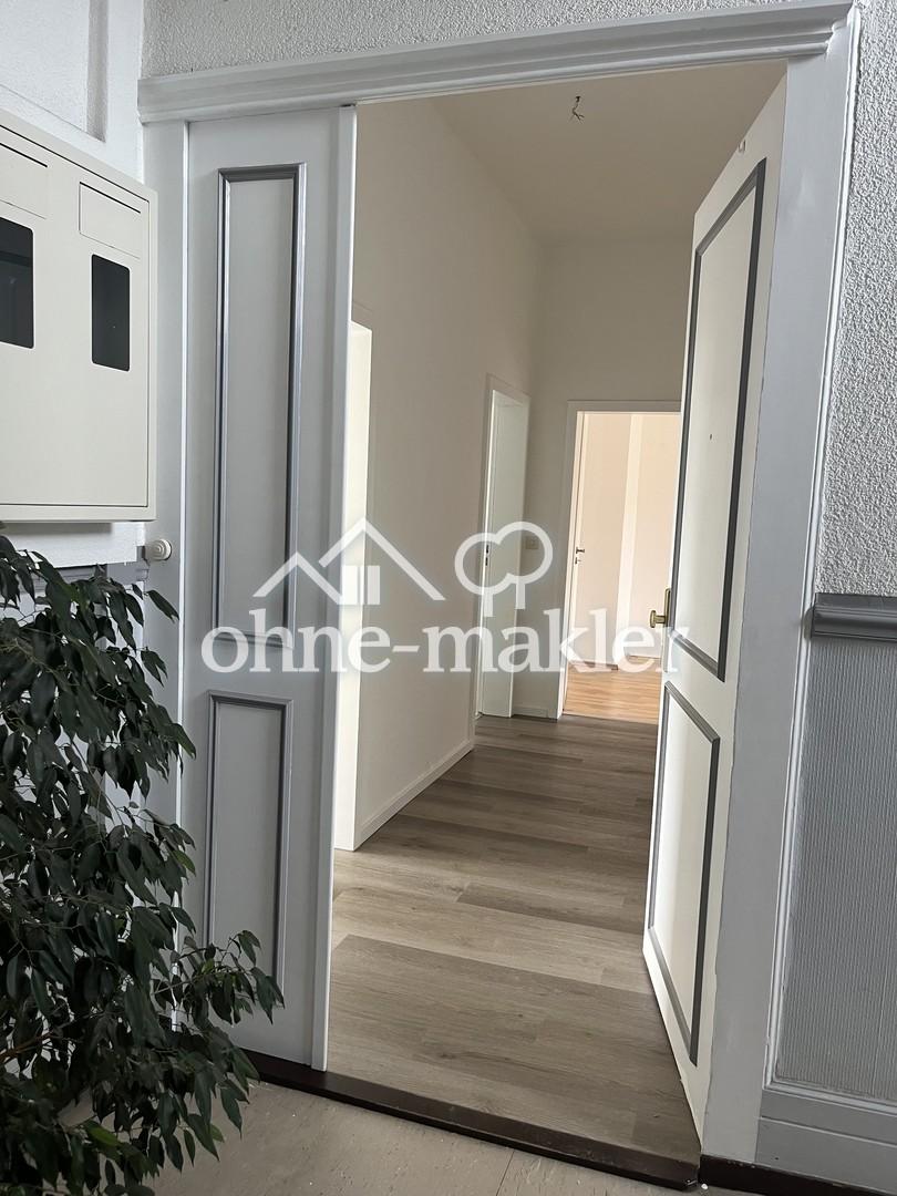 1A-Lage, altersgerechte exklusive 3-Zimmer-Altbau-Wohnung am Park - Photo 5