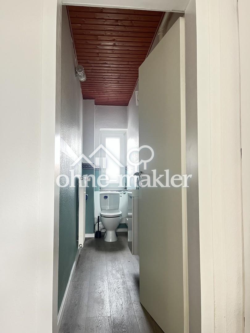 1A-Lage, altersgerechte exklusive 3-Zimmer-Altbau-Wohnung am Park - Photo 2