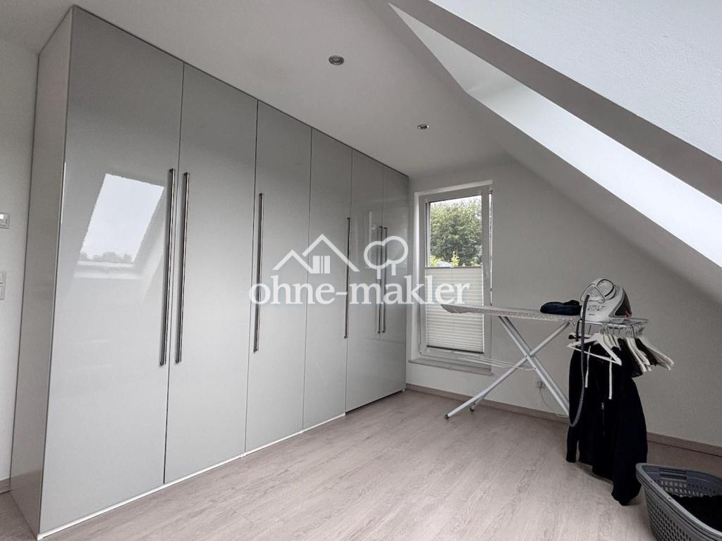 Schrank / Bügeln OG