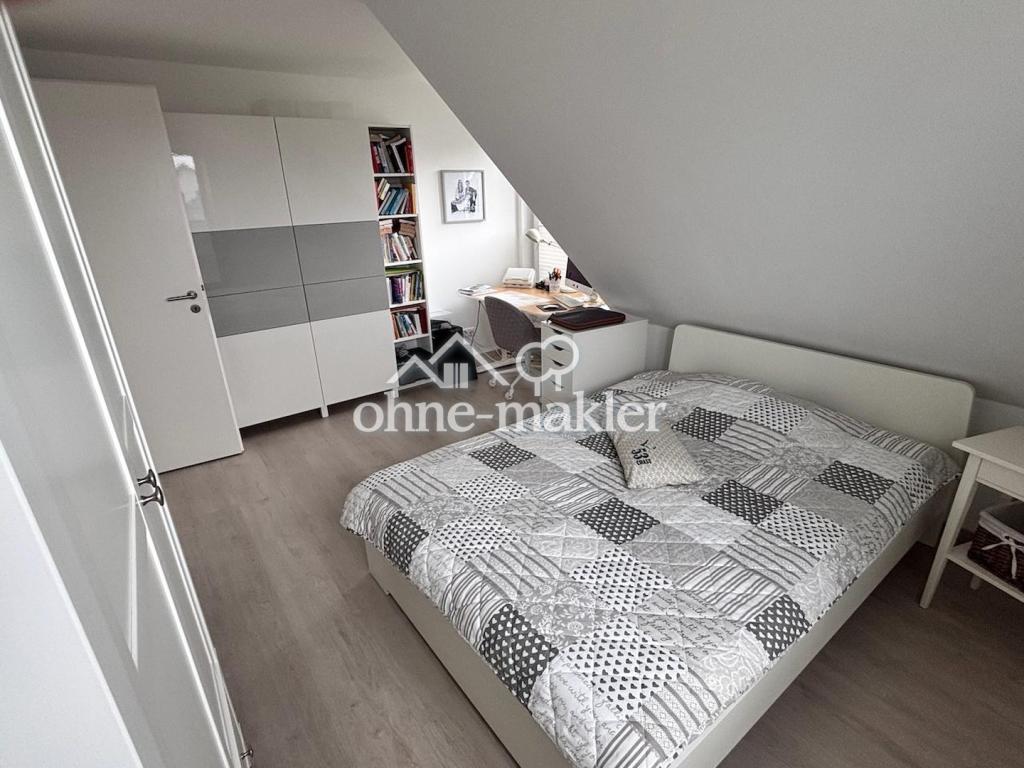 Arbeits- / Gästezimmer OG