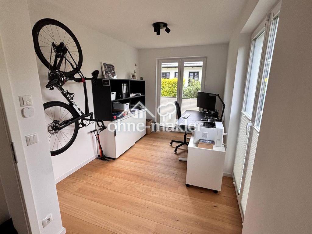 Arbeitszimmer EG