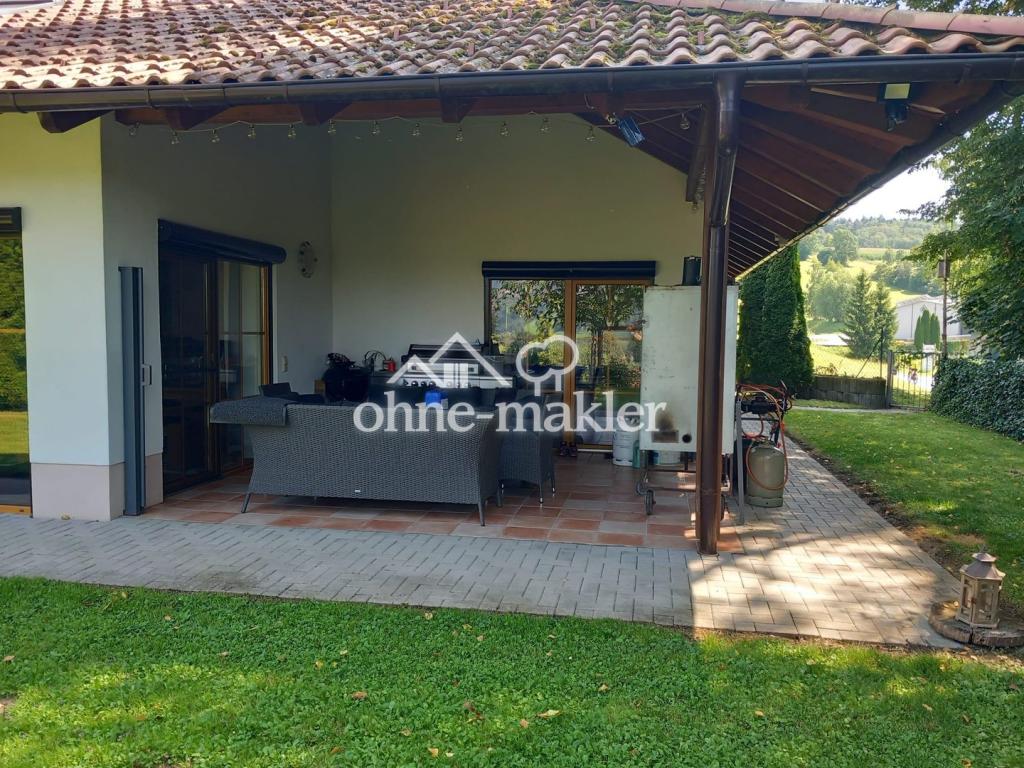 Überdachte Terrasse 