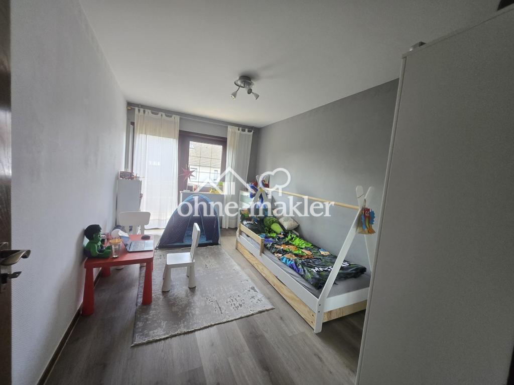 Kinderzimmer Balkonaustritt