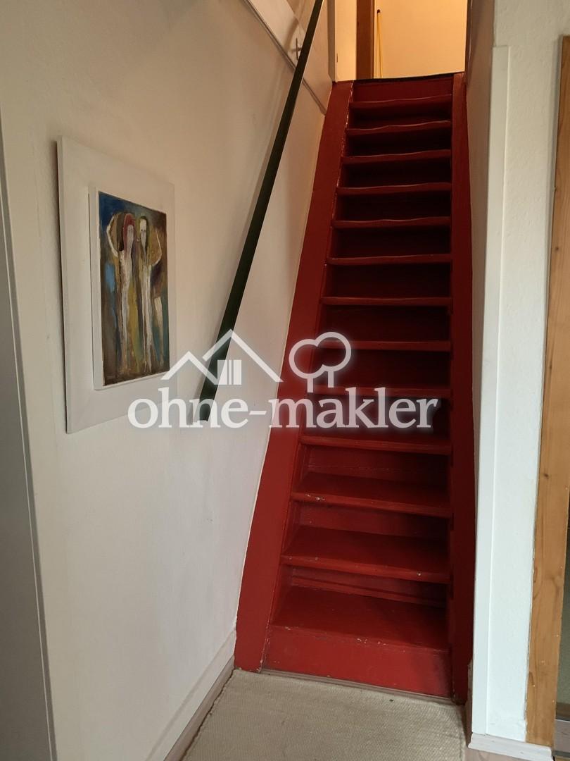 Treppe zum OG