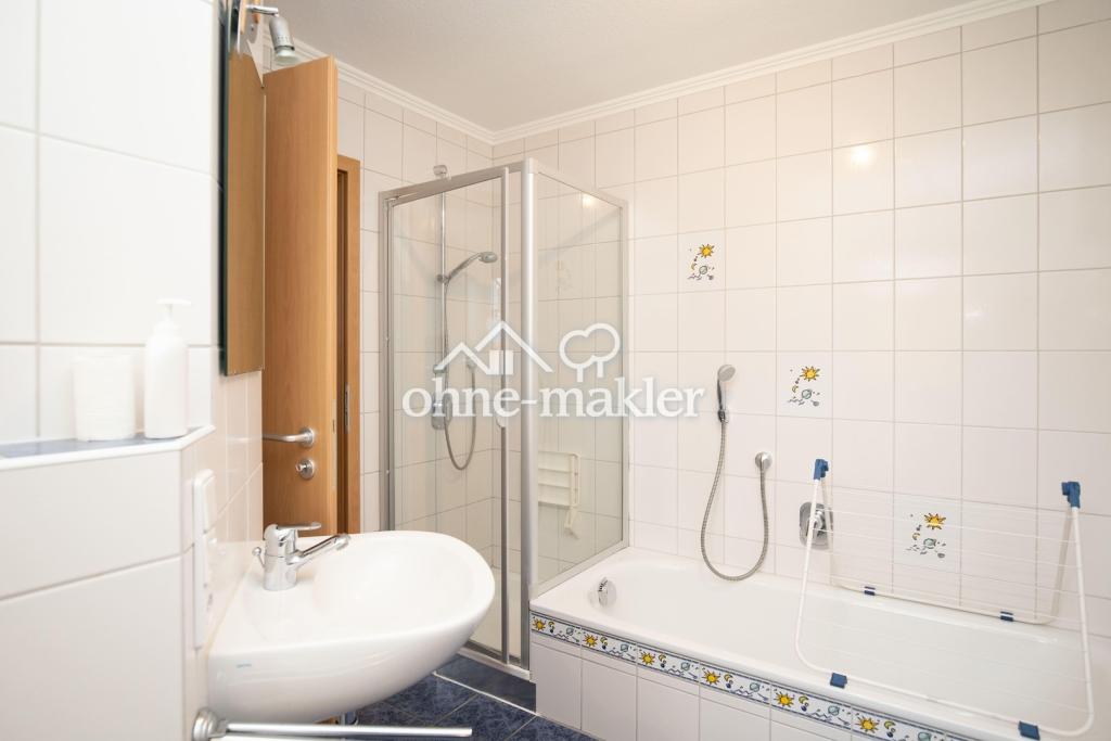 Badezimmer EG