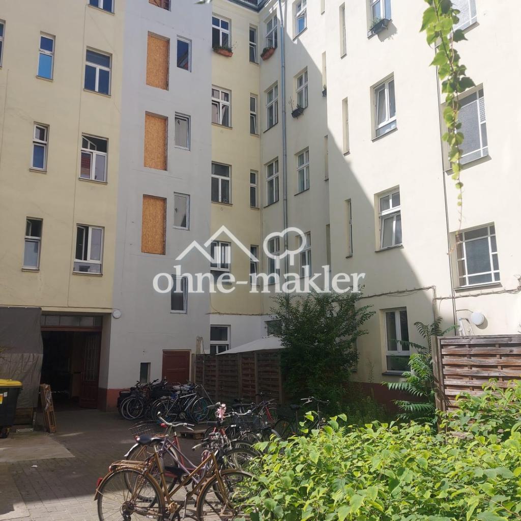 Erster Innenhof Bauarbeiten