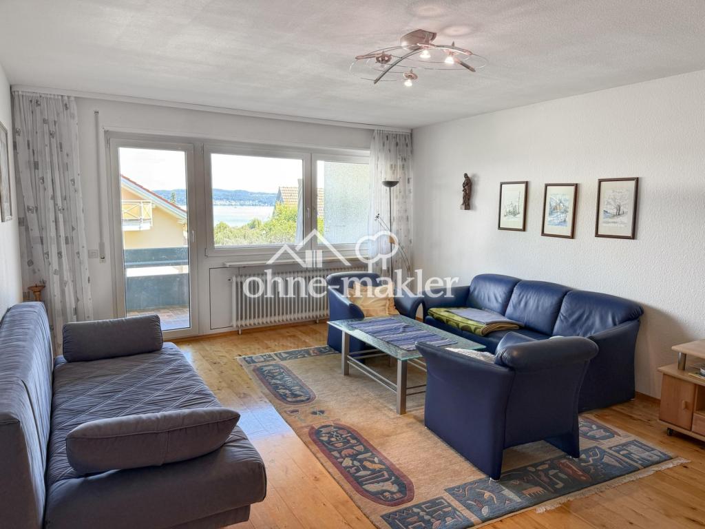 Wohnzimmer m. Fensterfront
