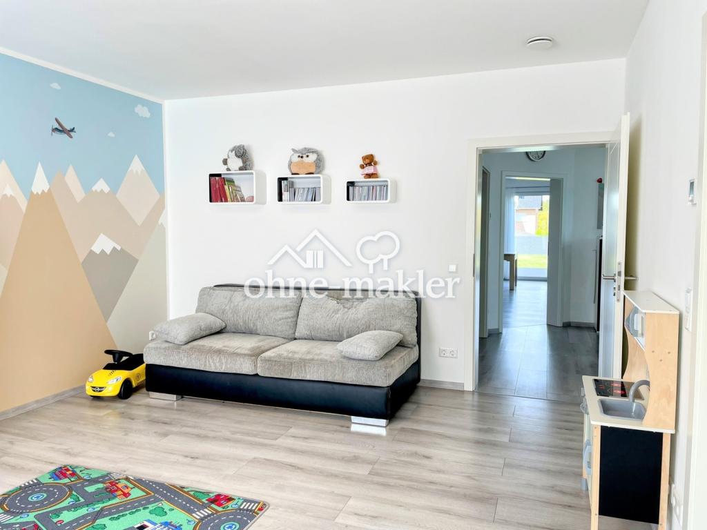 Wohn-/Schlafzimmer ELW