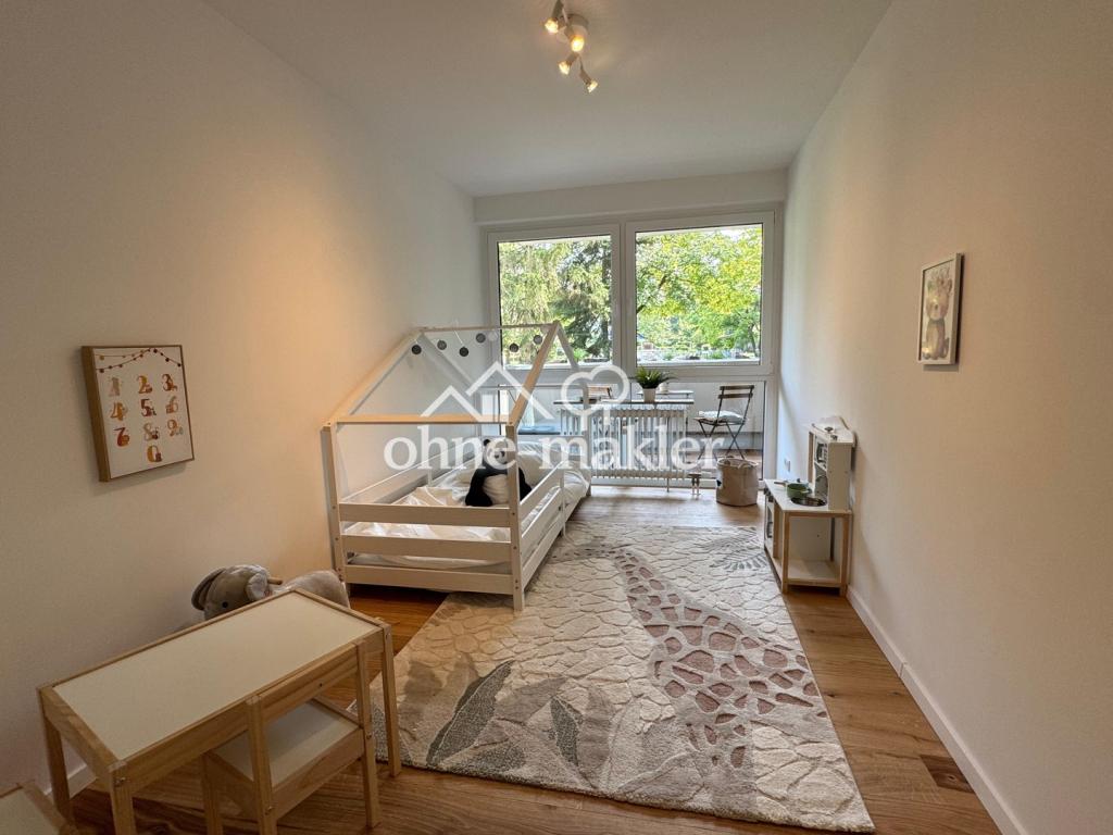 Kinderzimmer/Arbeitszimmer