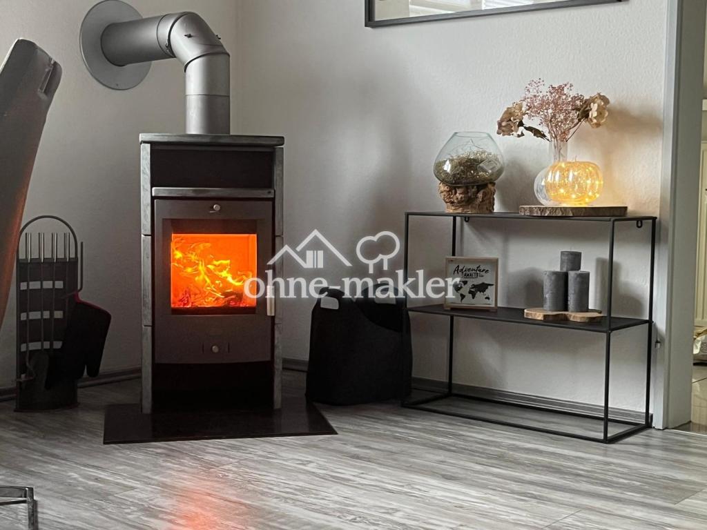 Kamin Wohnung li. 