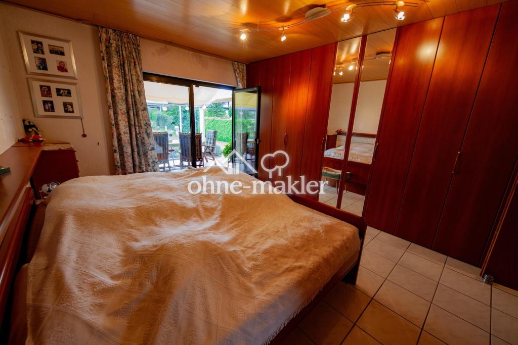 Schlafzimmer E.G.