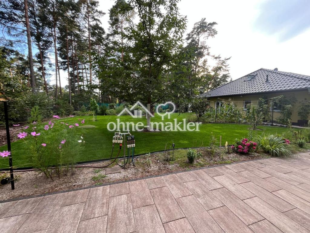 Garten vor dem Haus