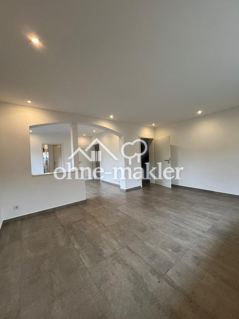 Wohnzimmer unten