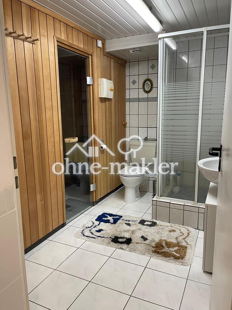 Bad mit Sauna / Keller
