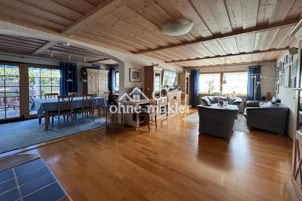 05_Wohnzimmer