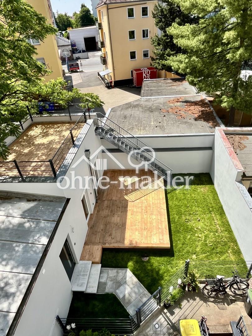 Terrasse mit Garten