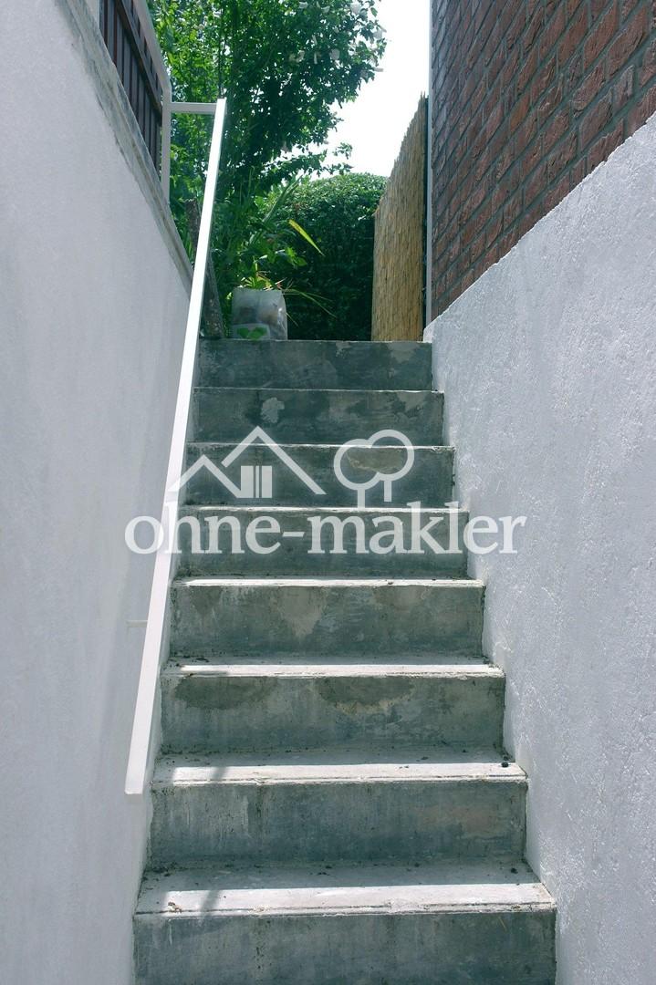 51_Kellertreppe außen Südseite