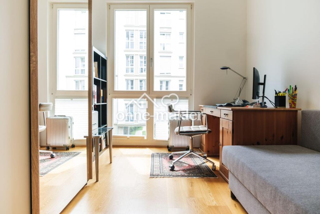 Arbeitszimmer