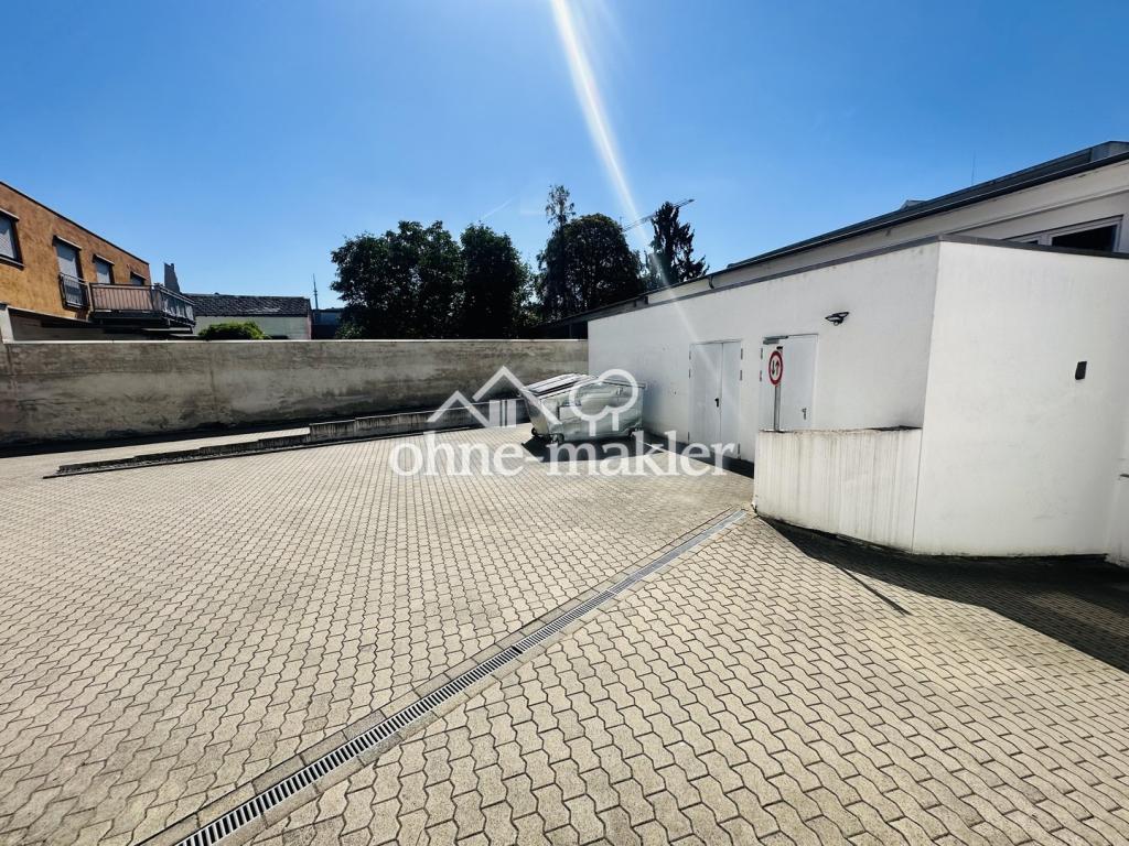 Einfahrt Hof 