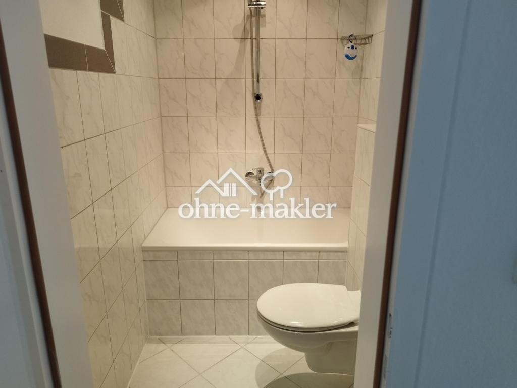 1756394360_100212115.jpg