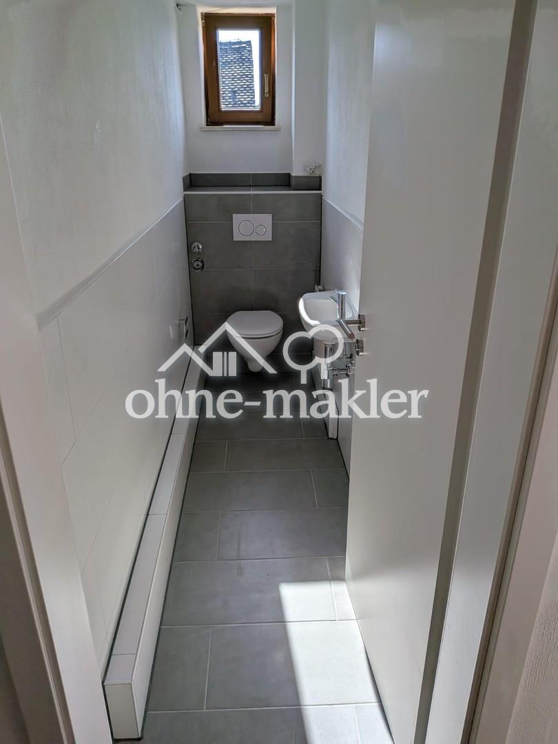 separate Toilette