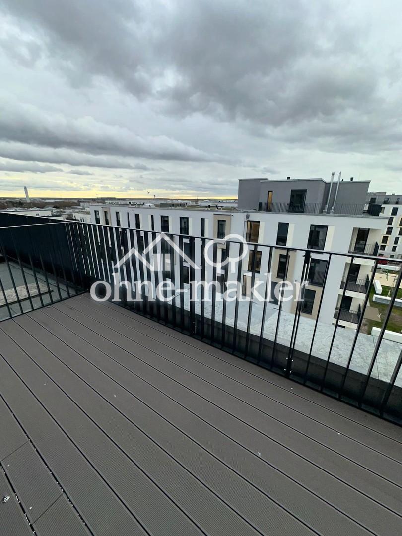 Penthouse Wohnung mit Dachterrasse EBK und E-Tiefgaragenstellplatz - Photo 4