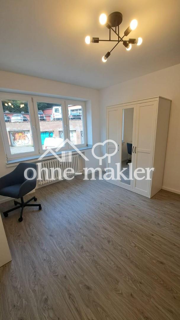 Wohnraum 1 möbeliert Bild 1