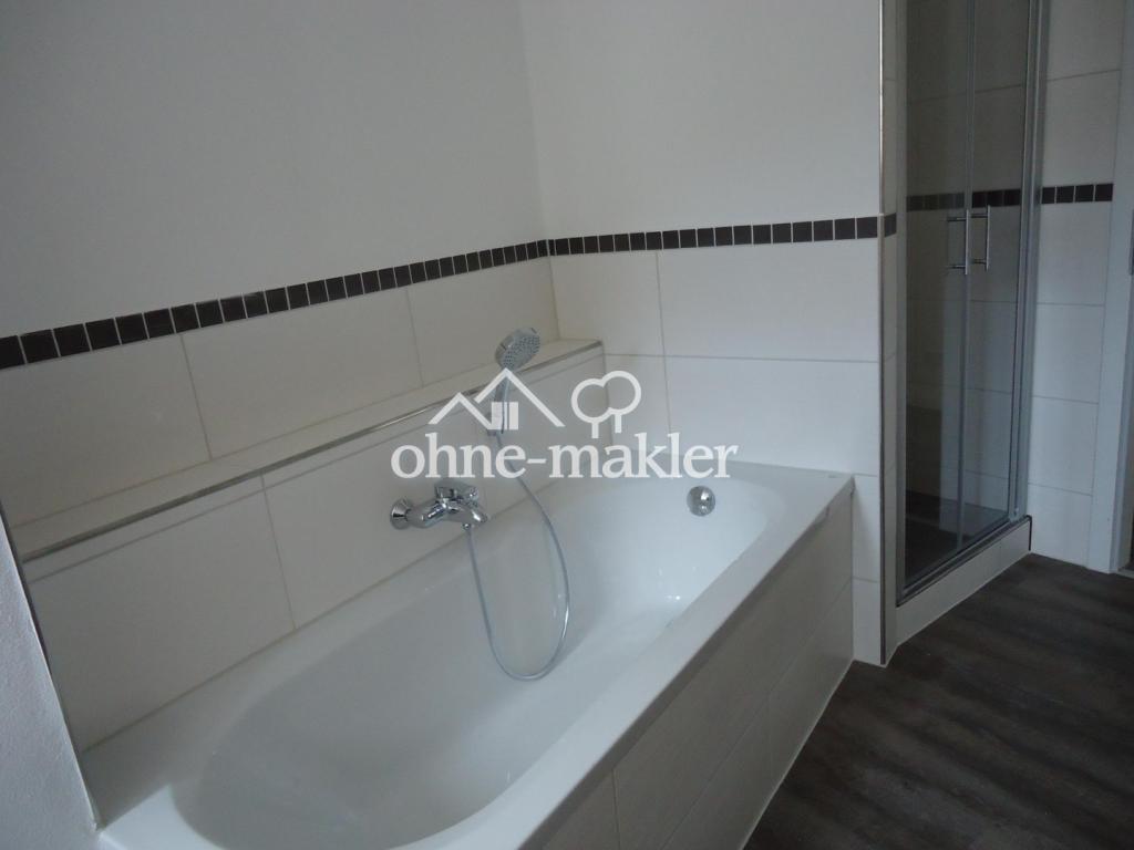 mit Badewanne