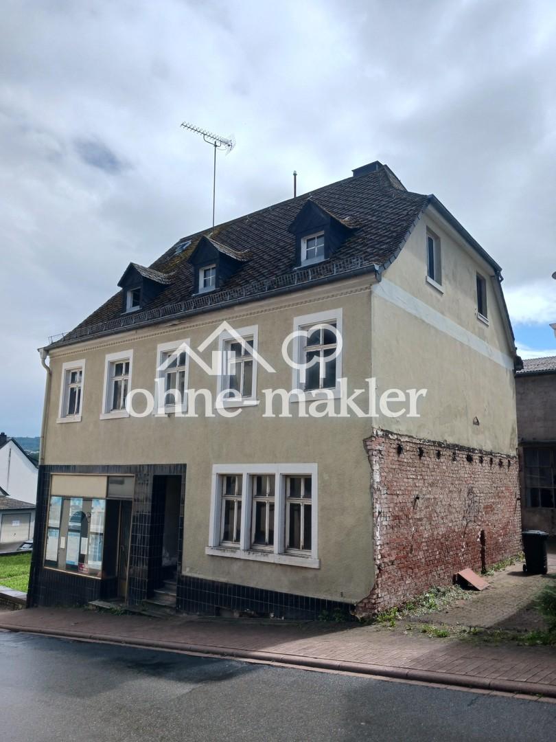 Wohn- und Geschäftshaus