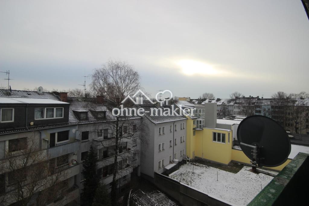 WG geeignet! 4. OG OHNE Aufzug! renovierte 3-Zimmer-Wohnung mit Balkon in Duisburg-Hochfeld - Foto 5