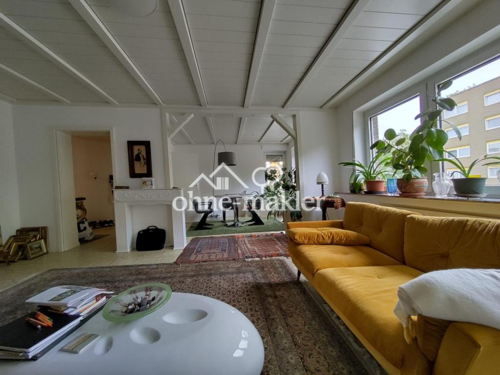 großzügige 4,5 Zimmerwohnung mit Terrasse und Balkon in Duisburg-Neumühl - Foto 1