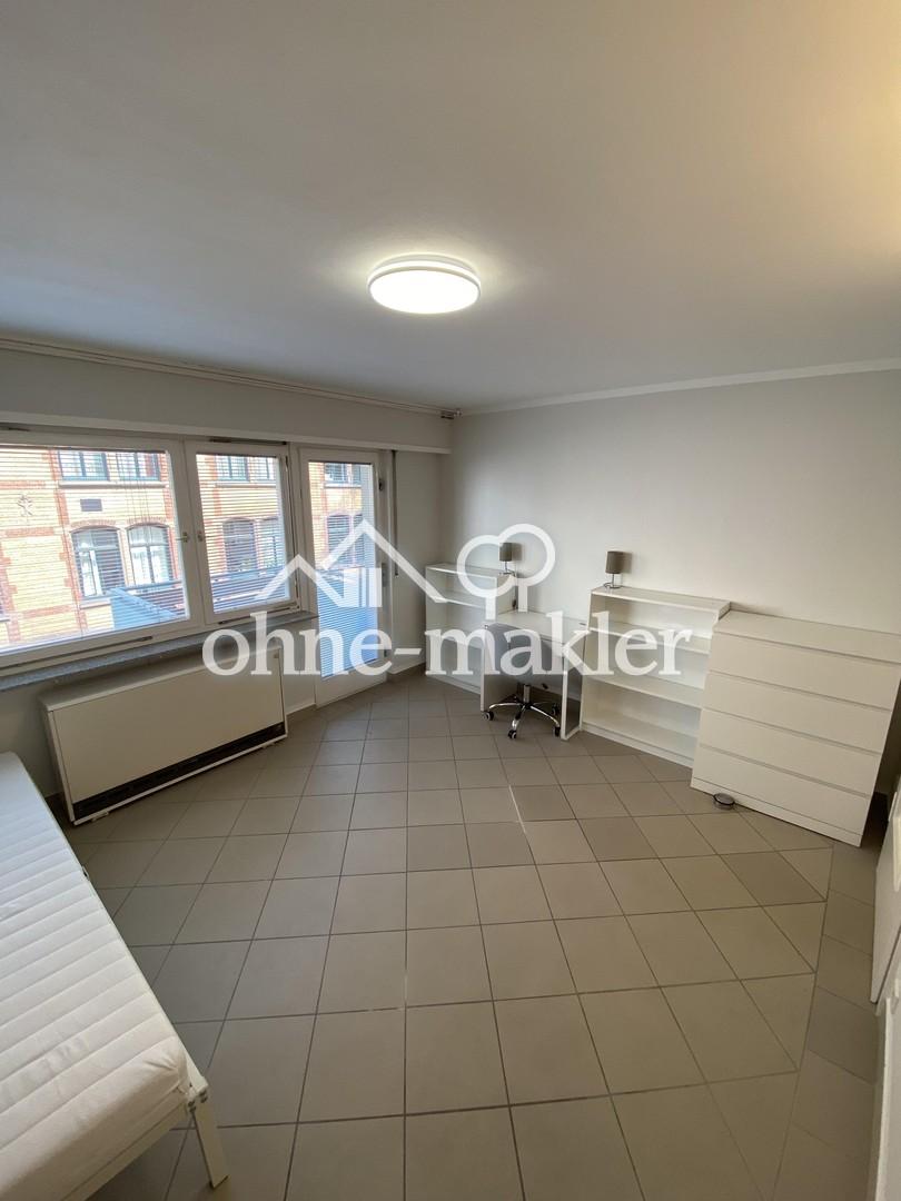 Charmante 1 Zimmerwohnung mit Balkon in Stuttgart-Süd -möbliert- - Foto 1