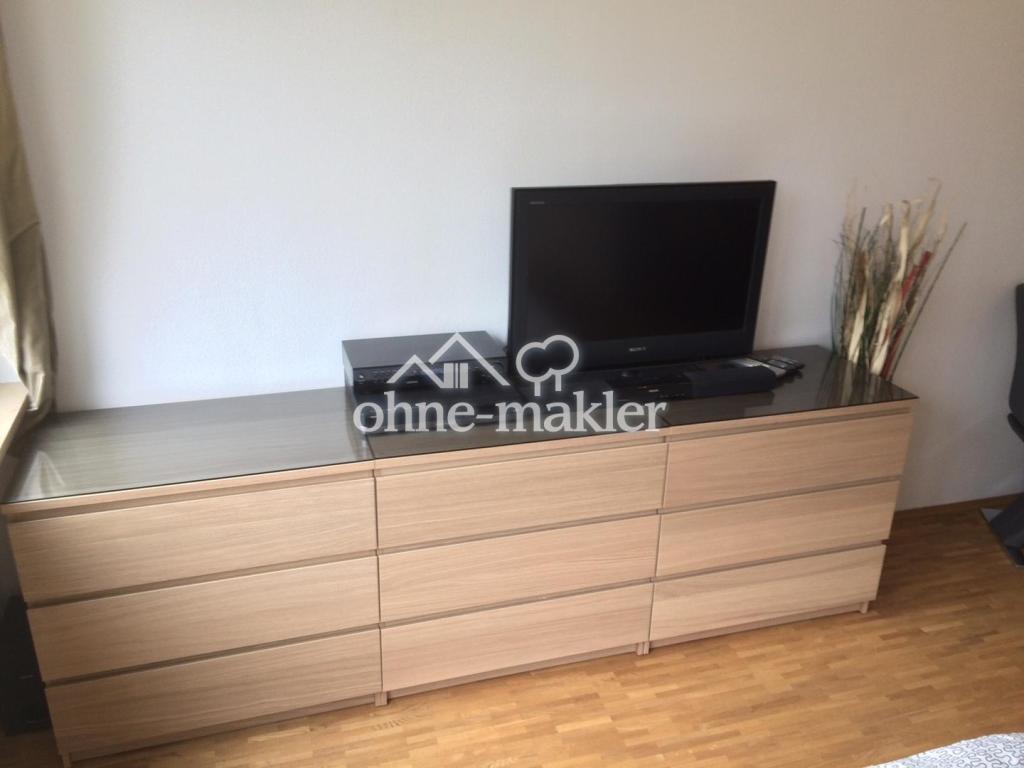 Kommoden und TV