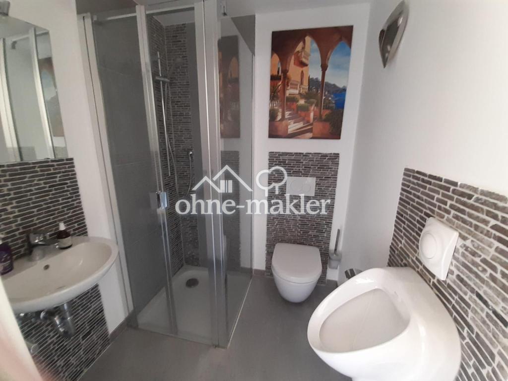 Badezimmer Dusche/WC UG
