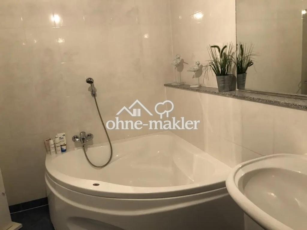 Bad mit Badewanne 2 Etage
