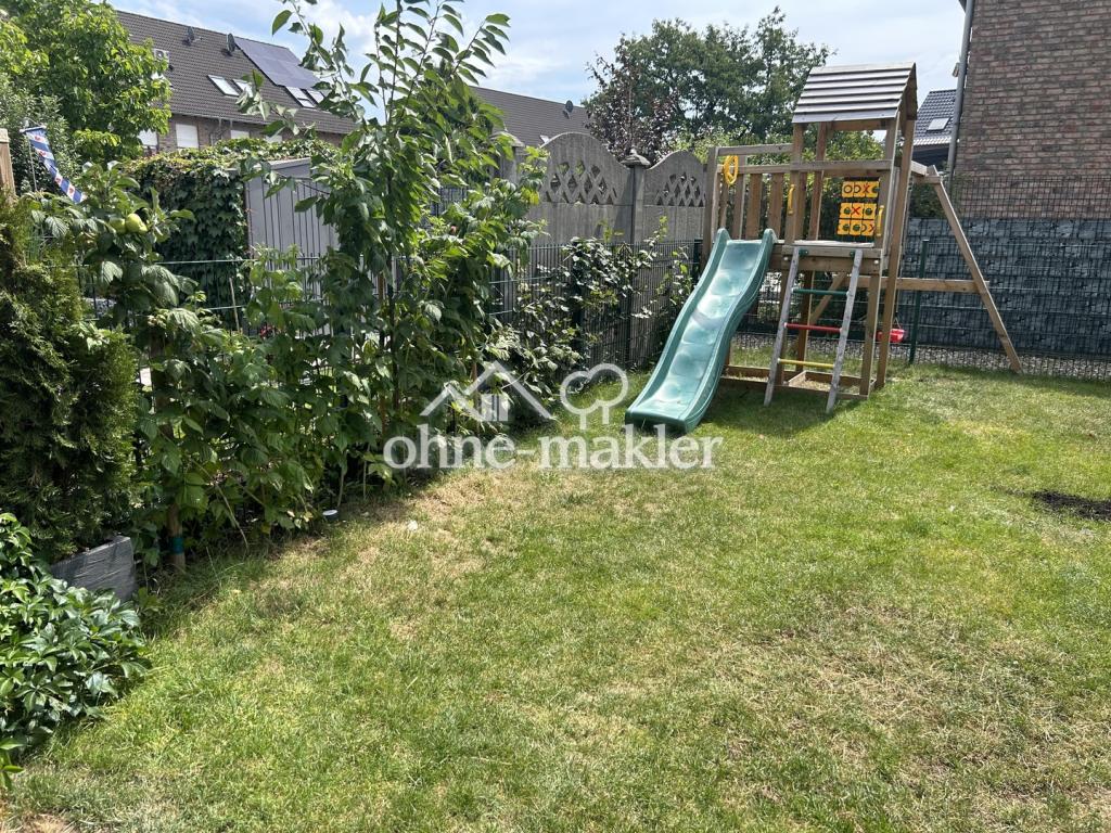 Südgarten mit Spielplatz 1