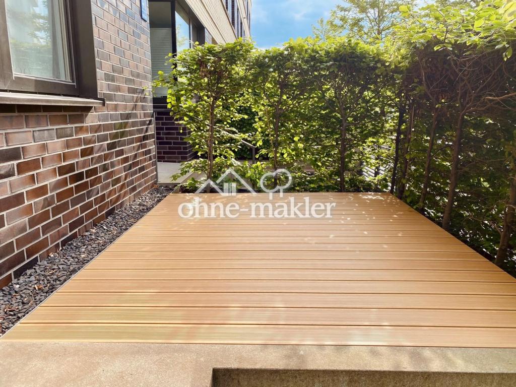 große Terrasse (7 m²)
