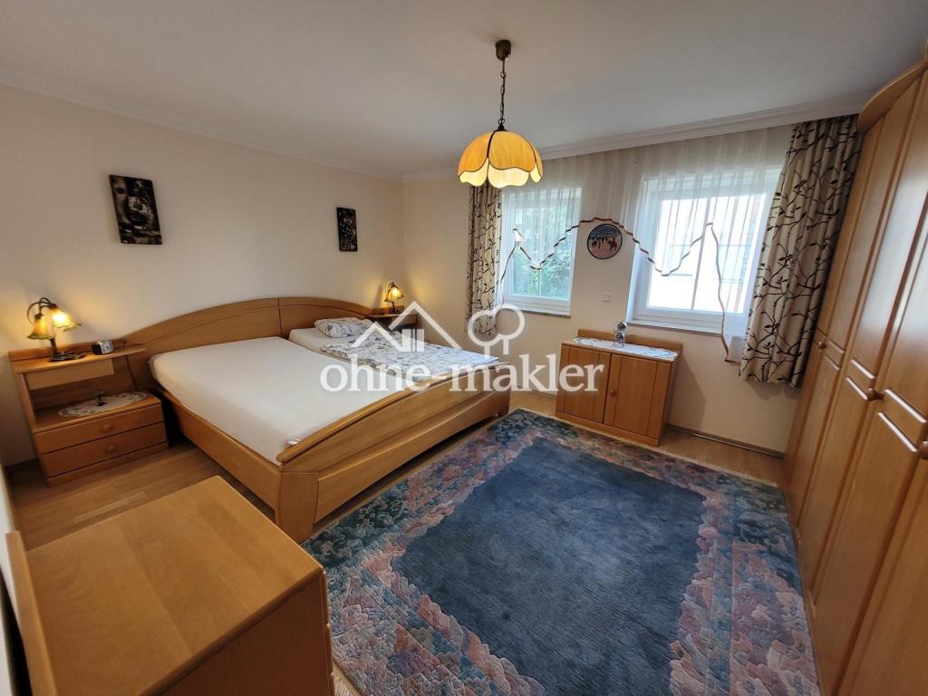 Schlafzimmer geräumig