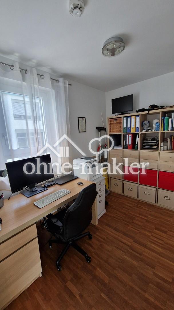 Arbeitszimmer