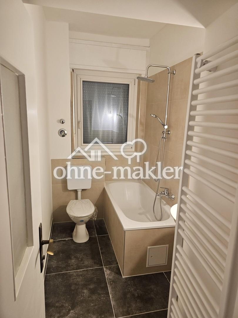 frisch saniertes Badezimmer