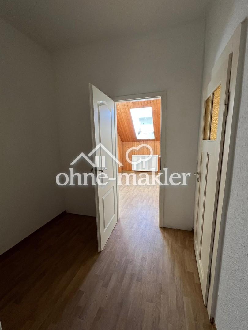 Zimmer 3 mit Vorraum
