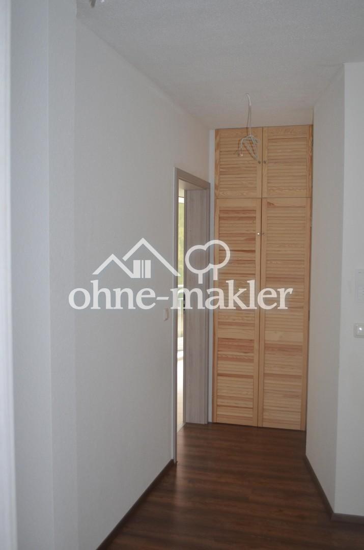Flur mit Einbauschrank