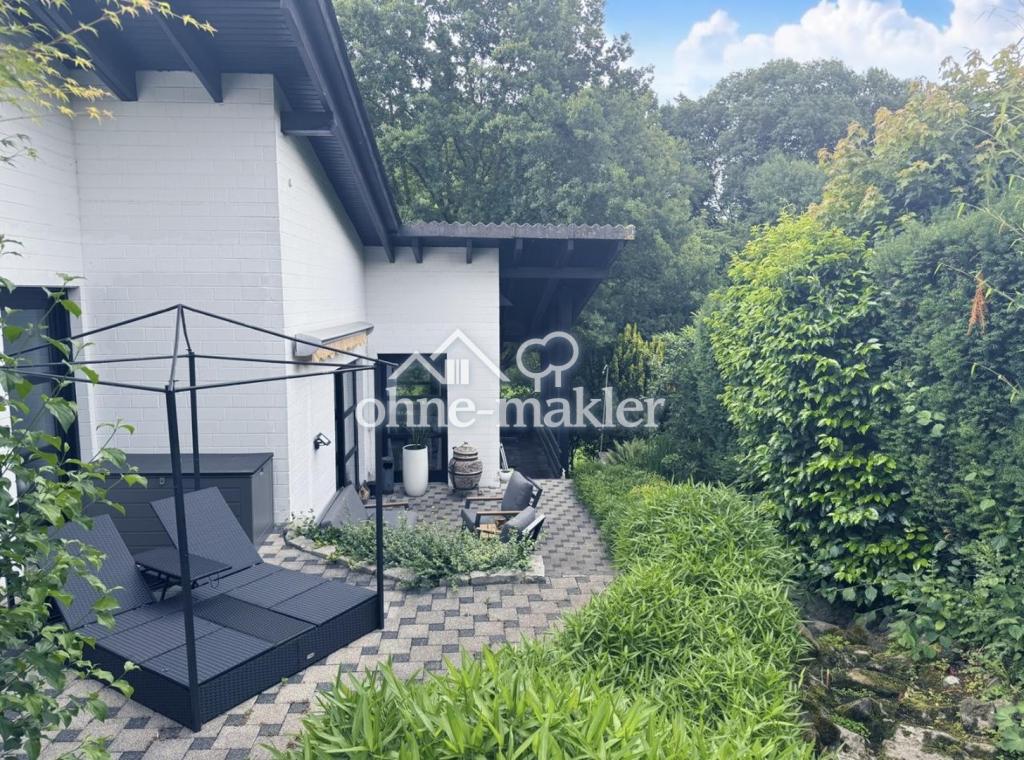 Garten mit Terrasse