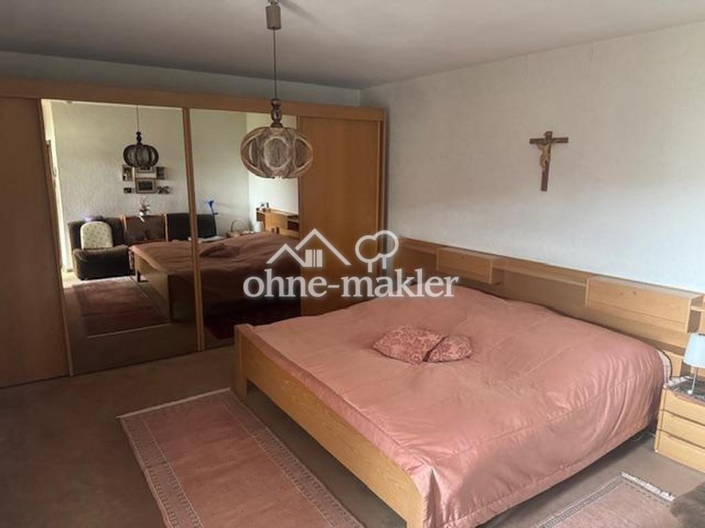 Schlafzimmer Wohnung 2.OG